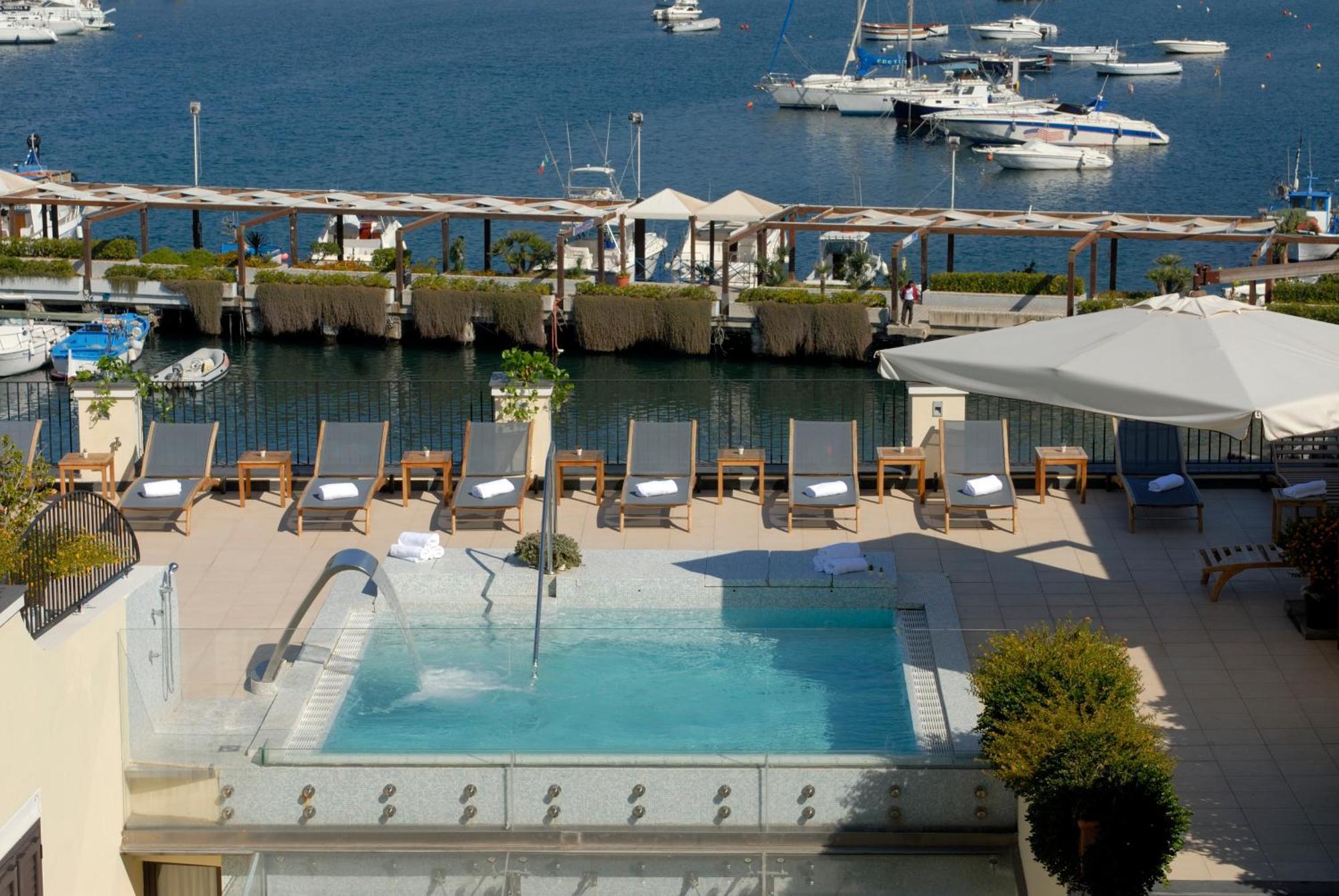 Hotel Villa Carolina Forio di Ischia المظهر الخارجي الصورة